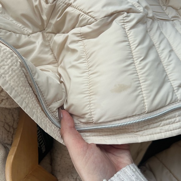 Hollister Cream Puffer Parka - Picture 13 of 16